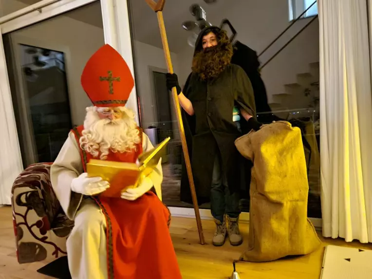 Der Besuch des St. Nikolaus zu Hause